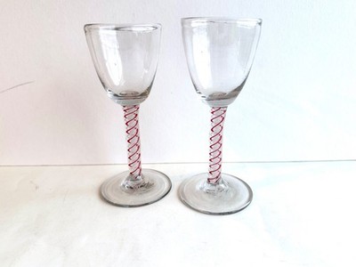 2 Fadengläser Stengelgläser rot +weiss 18./19. Jh. 13,5cm wohl Lauscha