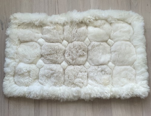 Peru Handmade Puffs Alpaca Fur Rugs 36”x23”Cream Geometrical Pattern Gently Used