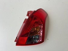 Suzuki Swift I 2009 Hinten rechts Rückleuchte Heckleuchte 5696S1-R MCJ17098