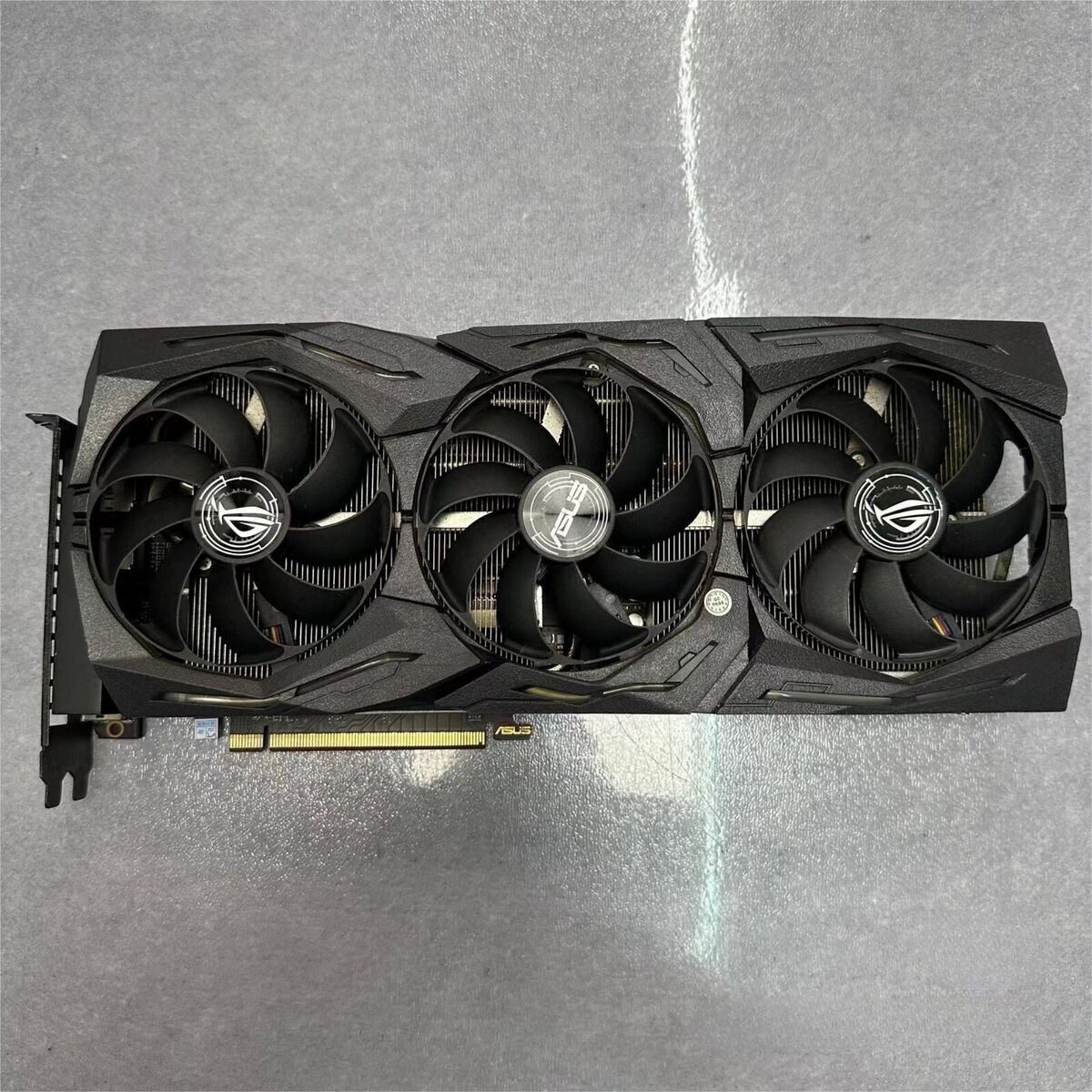 ASUS ROG STRIX AMD Radeon RX 5700 XT 8GB GDDR6 Graphics Card ASUS ROG STRIX AMD Radeon RX 5700 XT 8GB GDDR6 Graphics Card