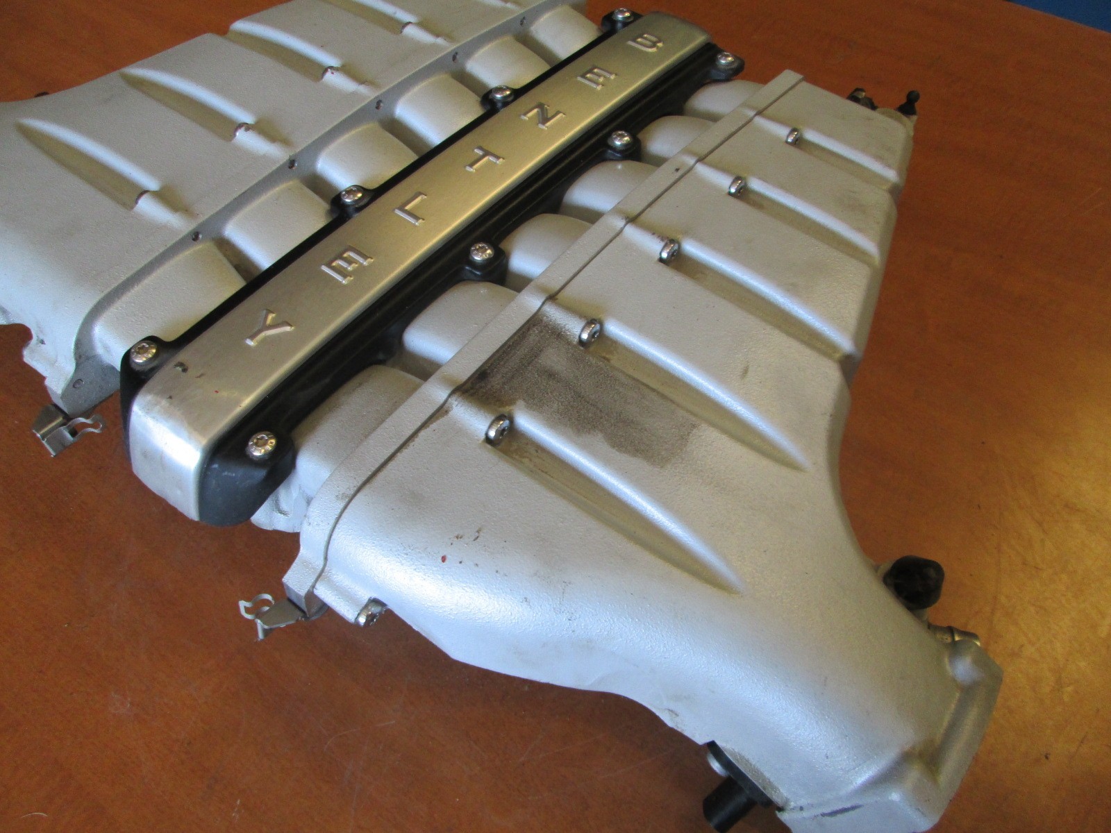Bentley - 05 - Inlet Suction Manifold / Plenum # 07C133185BH