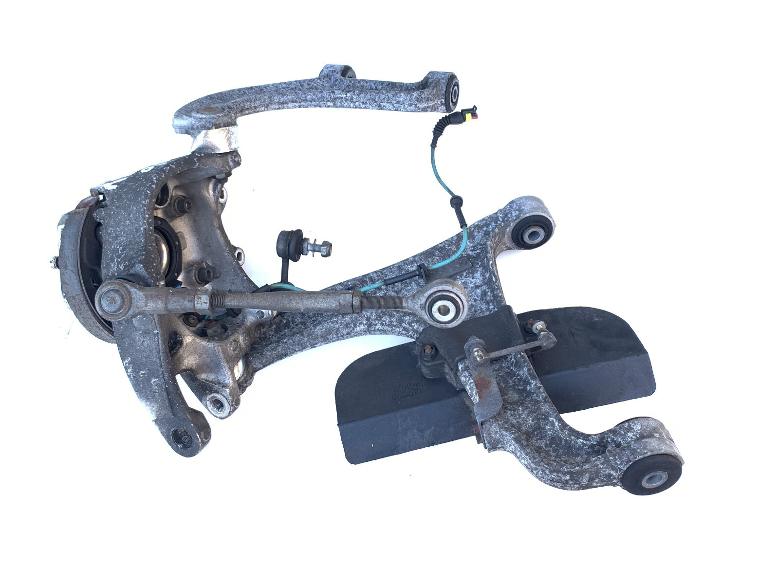 06 MASERATI QUATTROPORTE M139 REAR LEFT KNUCKLE HUB BEARING W/ CONTROL ARMS USED