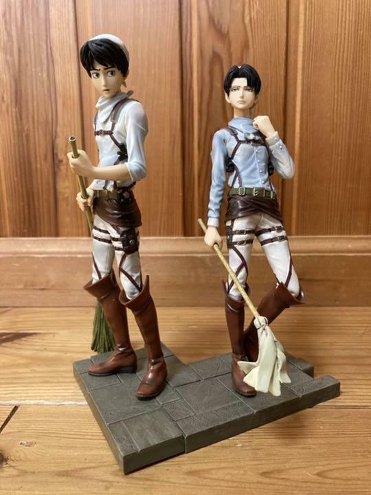 BANPRESTO - レオンページ Attack on Titan cleaning Levi Eren Figure BANPRESTO DXF 1/8