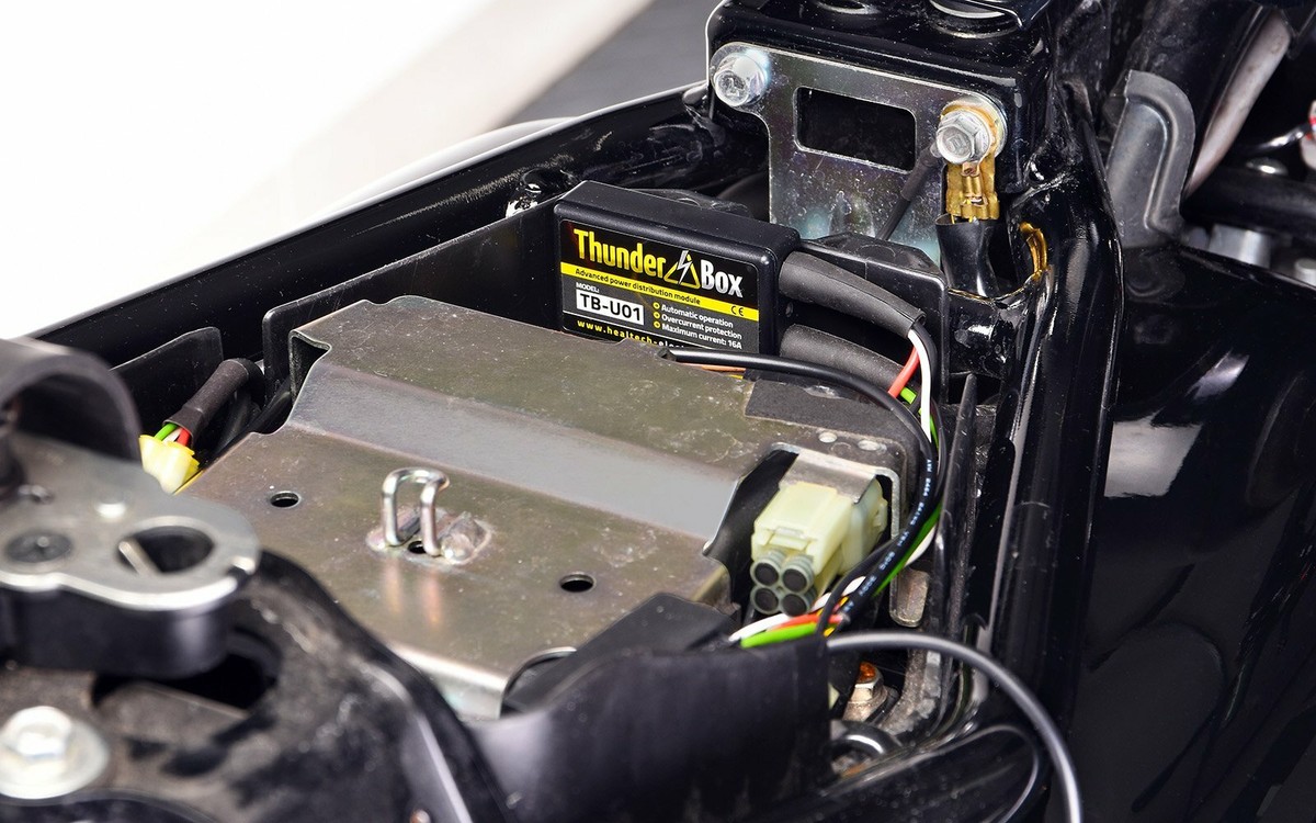 パーツ wr250r wr250x POWER BOX WR250R/X POWERBOX パイプ用 オオタケスペシャル CFRP製 ヒート