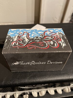EarthQuaker Devices Dispatch Master Reverb Guitar Effect Pedal for