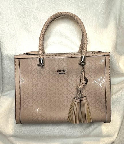 Guess Handbag Pink Without Tags in very good condition - Picture 1 of 9