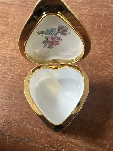 (2) Halcyon Days Enamels Trinket Boxes "Happy Anniversary" & "Love You More" - Picture 11 of 13