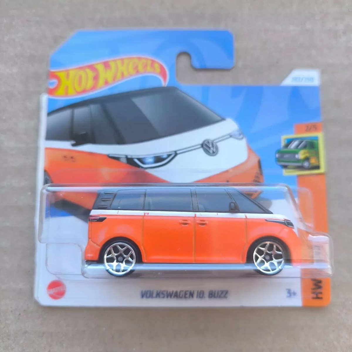 HOT WHEELS 2024 short card HW VANS VOLKSWAGEN ID BUZZ ORANGE 2/5