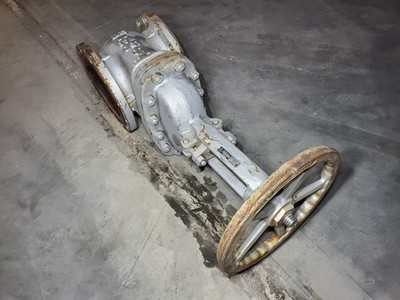 GENTLY USED NEWCO 11F-CB2 10'' Class 150 Gate Valve   Parts & Components