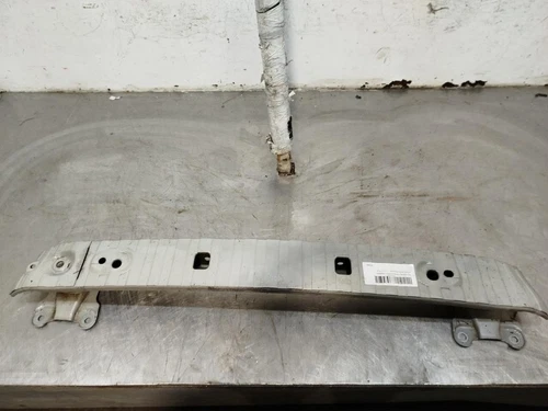 31217704 Refuerzo Paragolpes Trasero para VOLVO C30 D3 Momentum 2011 9059685 - Imagen 1 de 10