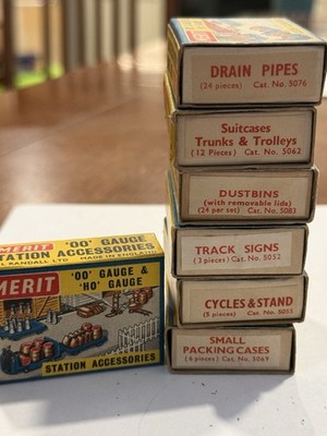 Lot Of 6 Vintage MERIT Station Accessories England 00 and HO Gauge