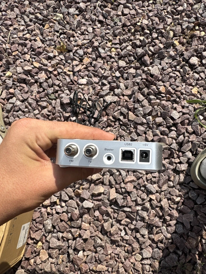 Hauppauge WinTV-HVR-1950 Rev D1F5 with cords and charger - Image 2 of 4