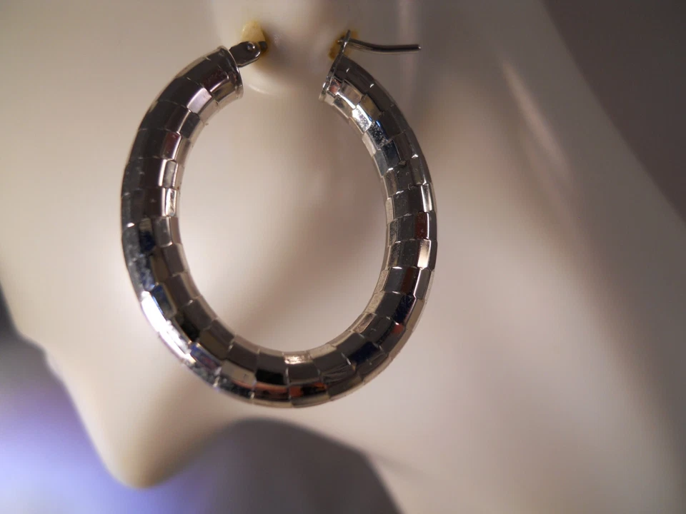 PENDIENTES ARO MILOR ITALY ORO BLANCO 14K CORTE DIAMANTE DISEÑO TABLERO 29MM Foto 2 de 4