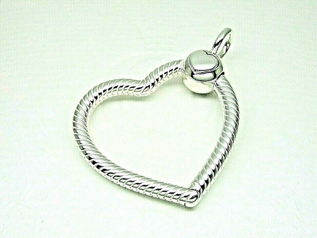 Authentic PANDORA Moments Sterling 