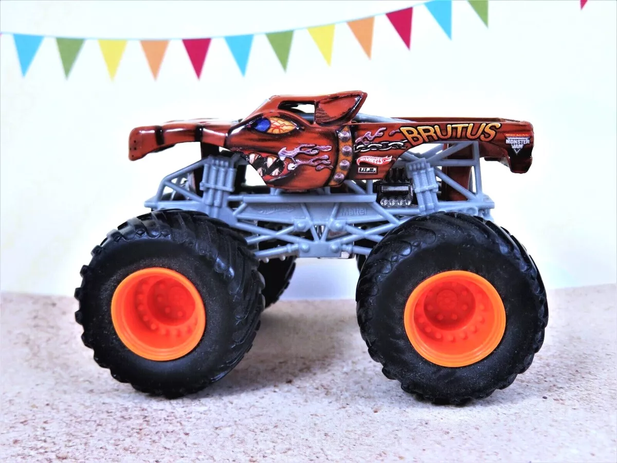 Hot Wheels Monster Jam Mighty Minis Bounty Hunter Brutus Tiny 