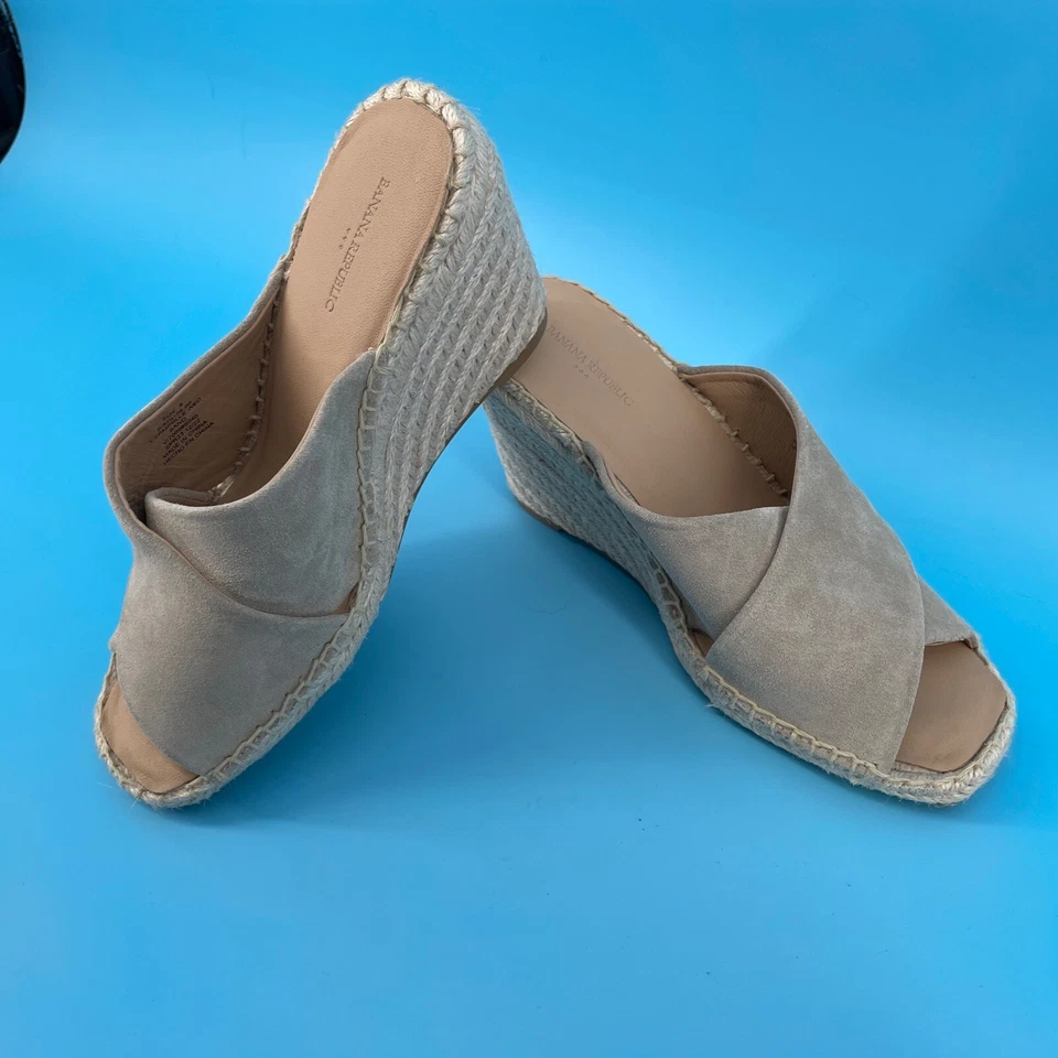 Босоножки Banana Republic женские размер 8 эспадрилья на танкетке песочные бежевые замшевые богемное - Изображение 2 из 4