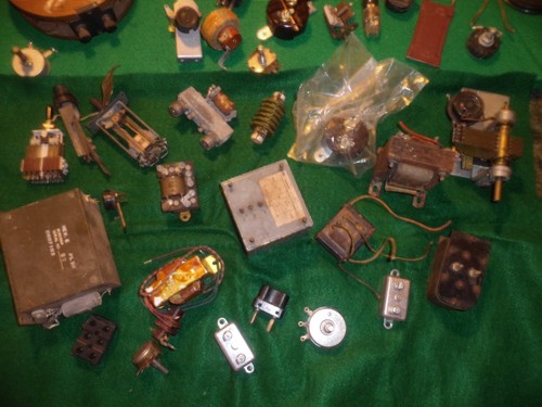 ANTIQUE/VINTAGE RADIO PARTS AND APPARATUS LARGE LOT Over 50 pieces