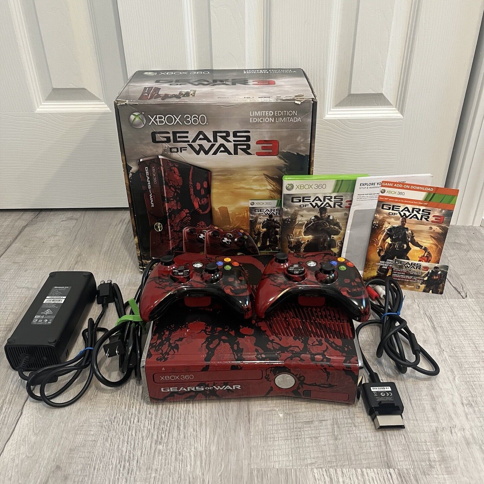 Xbox 360 Gears Of War 3 Limited Edition Console Bundle 