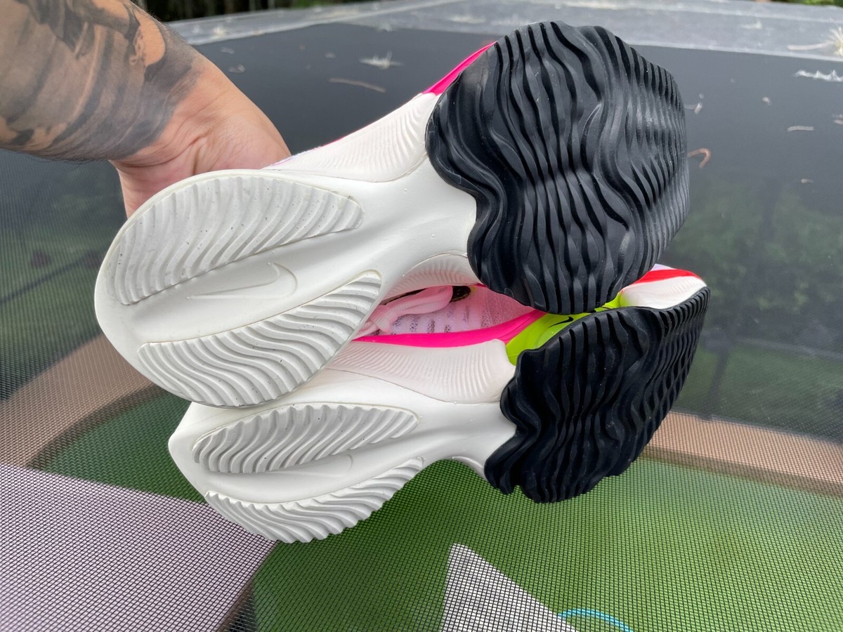 Nike Tempo Next On Feet New Nike Air Zoom Tempo Next% Flyknit