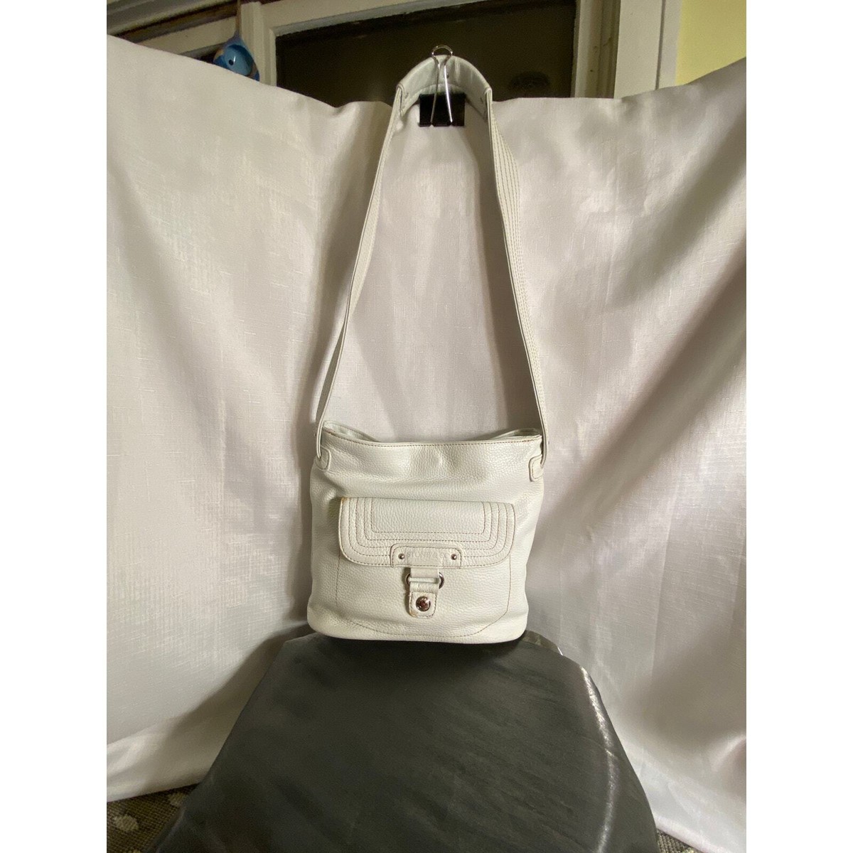 Stone White Pebbled Leather Hobo Tote Bucket Bag Purse 10x10 EUC with  FLAW