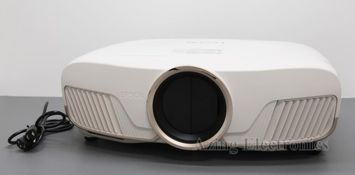 Epson Home Cinema 5040UB 3LCD Projector 