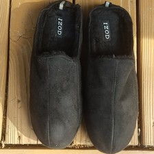 IZOD Slippers Black Size 11-12 MEN'S MICRO FAUX SUEDE BLACK