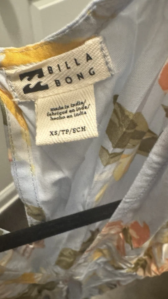 Maxi Vestido Billabong Floral Lucky In Love” Talla XS NUEVO CON ETIQUETAS Foto 2 de 4