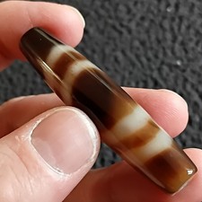 Tibetan Hand Etched Agate Rare  4 Line Dzi Bead  healing stone