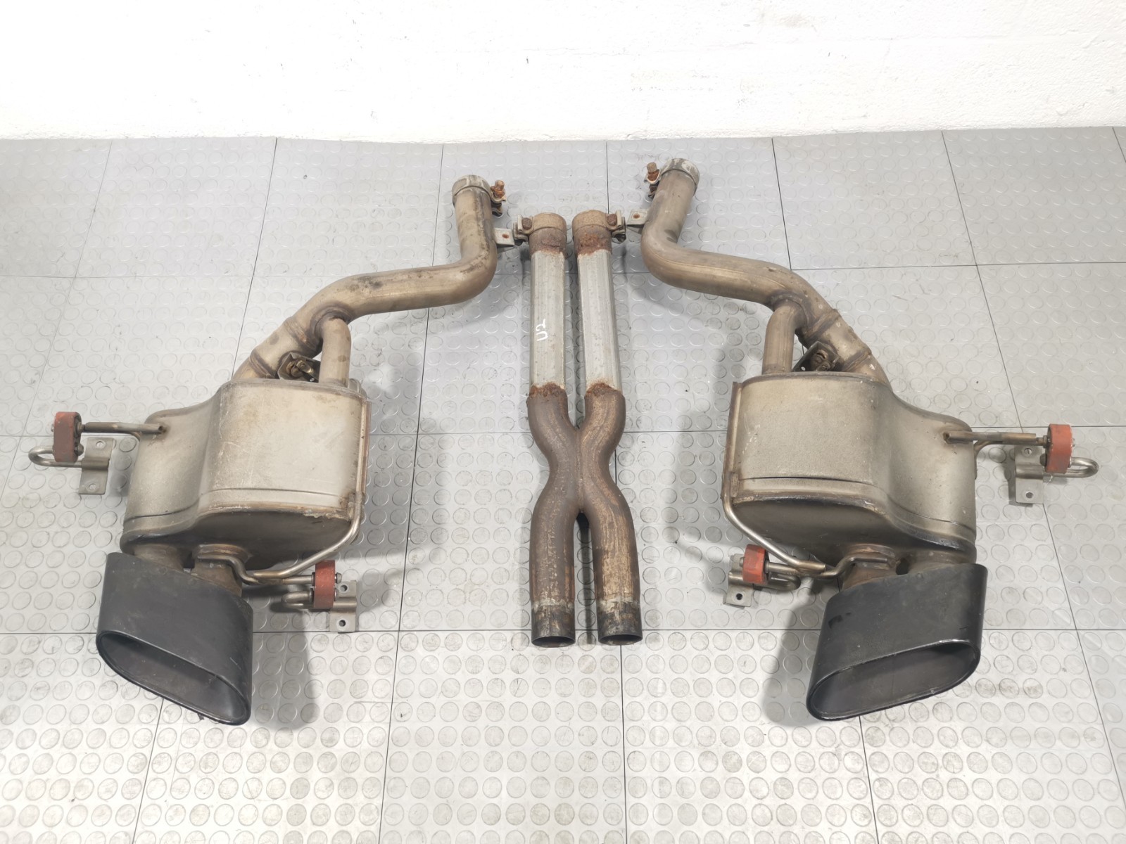 Maserati GranTurismo RWD AUTO 4.7 L 2014 Exhaust Muffler Silencer Extension Pipe