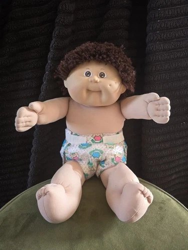 vintage Cabbage patch kid hm8 shag haired boy doll