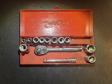 Vintage Snap-on 14 Socket Tool Metal Box - Ratchet Sockets With 1 Extension Vintage Snap-on 14 Socket Tool Metal Box - Ratchet Sockets With 1 Extension