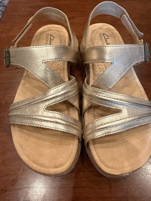 Clarks Brynn Leather Rose gold Size 9 wide