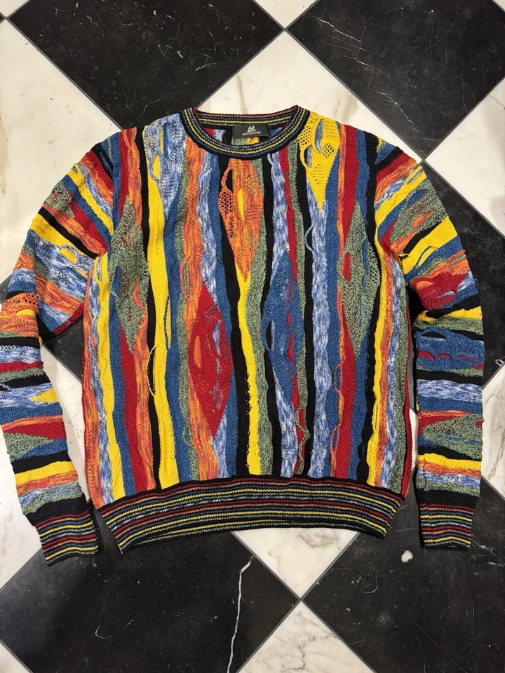 Suéter Montechairo feito na Itália estilo Coogi masculino pequeno - Imagem 3 de 4