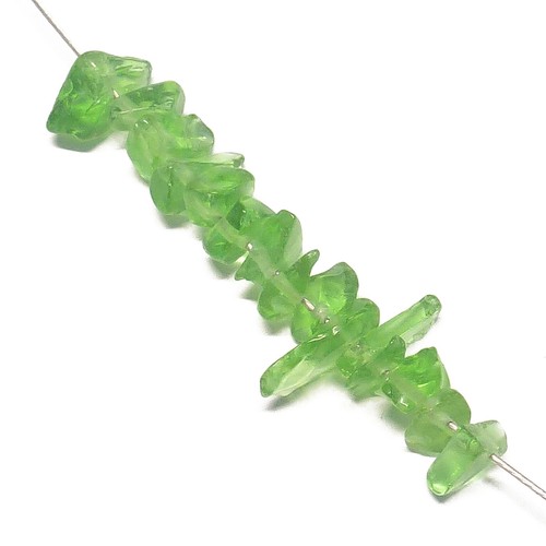 Glasperlen Nuggets 4-10 mm hell grün ca. 100 Perlen Spacer nenad-design R172 - Bild 5 von 7