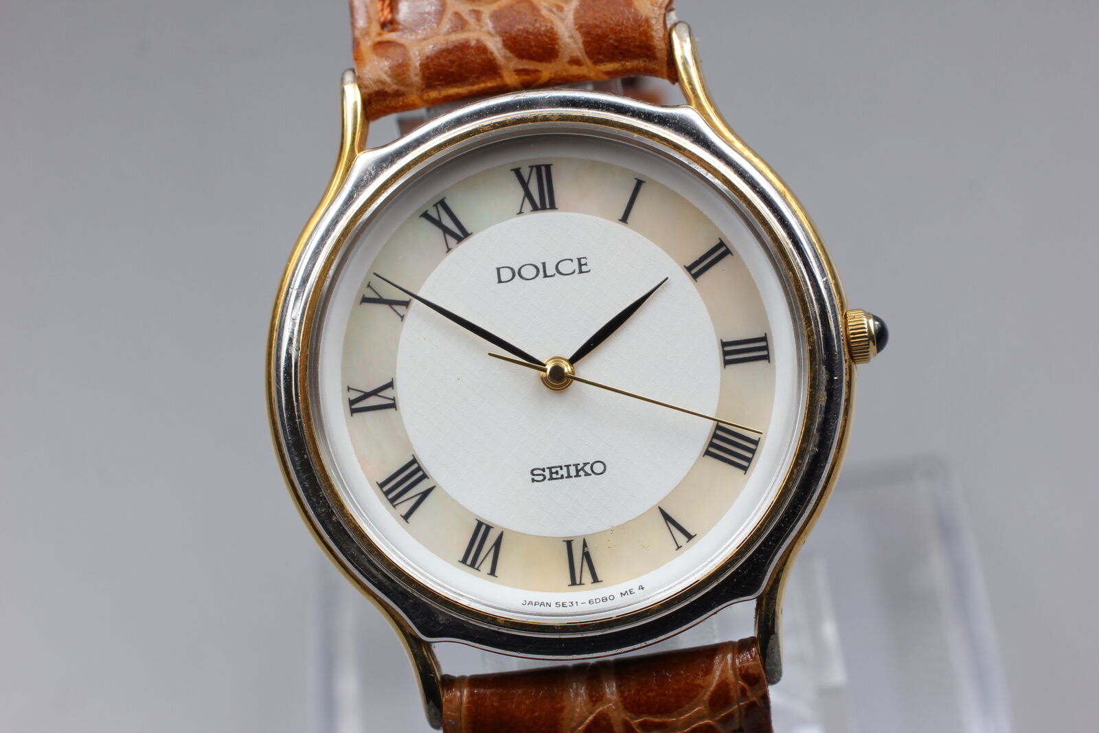 [Near Qz MINT] Gold 5E31-6D60 From Vintage New JAPAN Mens Dolce Battery SEIKO - vintagewatches.pk