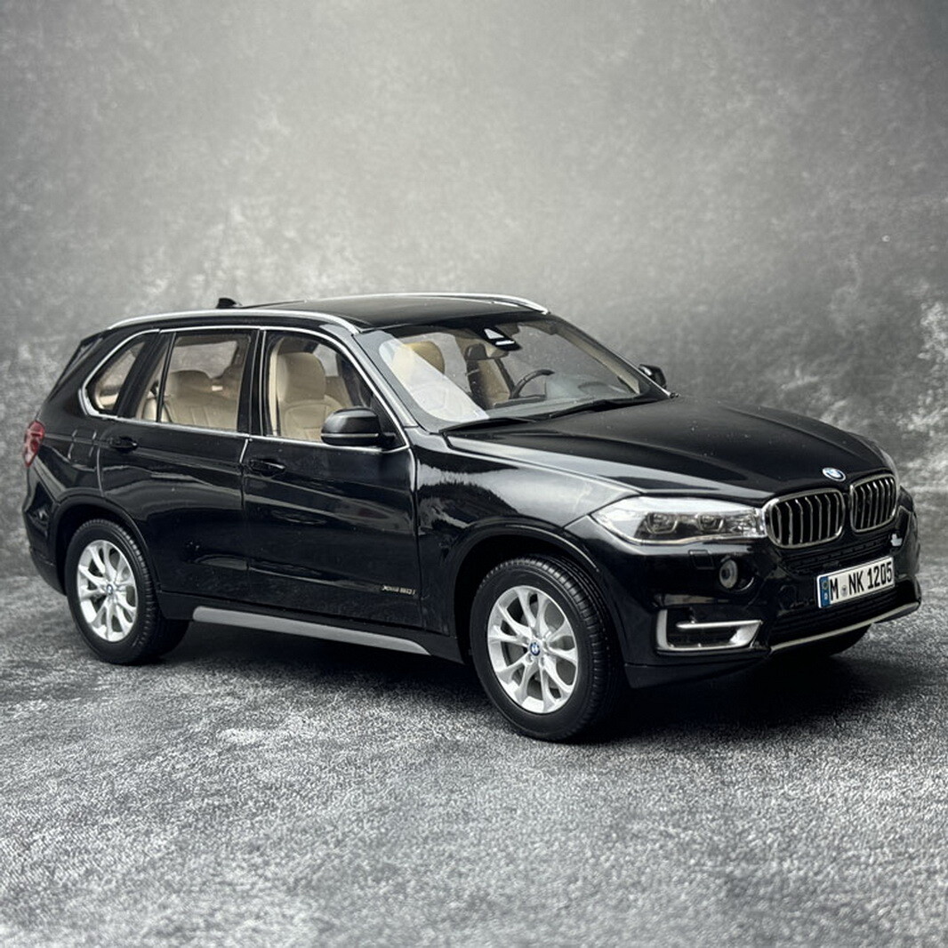 Paragon 1/18 Scale BMW X5 F15 SUV Black Diecast Car Model Toy Gift