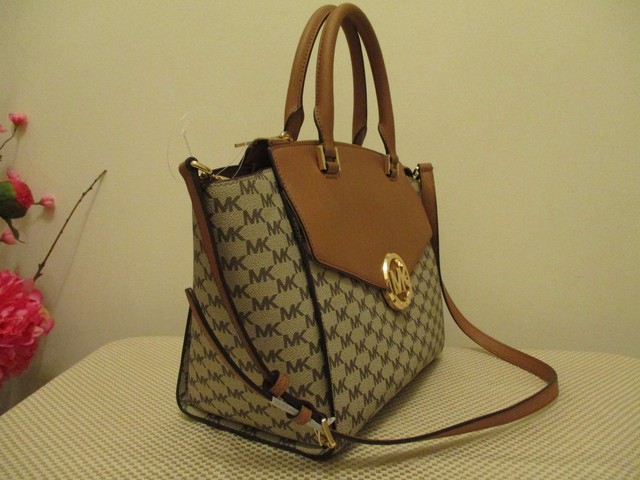 MK hudson bag