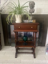 VTG Ethan Allen Georgian Court Cherry Cordial Plant Candle Gallery Accent Table