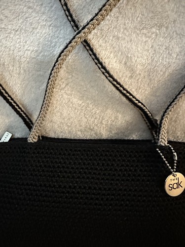 THE SAK Crochet BLACK/BEIGE w/ZIP Closure Purse/Handbag (Double Straps) - Picture 3 of 14