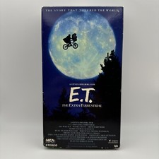 E.T. The Extra-Terrestrial VHS- Green Tape w Universal Hologram 1988 1st Release