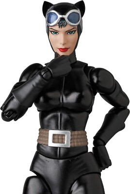 【新品未開封】MAFEX No.123 CATWOMAN HUSH Ver. MAFEX 123 Catwoman Hush Ver. Figure (Batman: Hush)