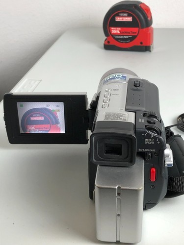 Videocámara con zoom digital JVC GR-DVL520U 700x - Imagen 3 de 8