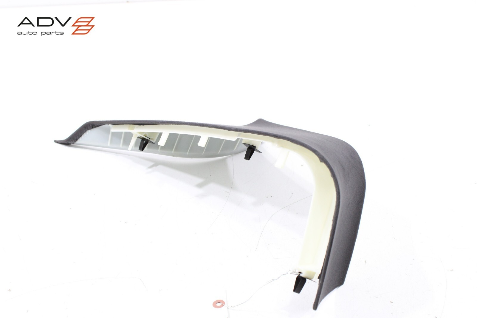 2017 - 2020 MASERATI LEVANTE REAR LEFT SIDE D PILLAR UPPER COVER TRIM PANEL OEM