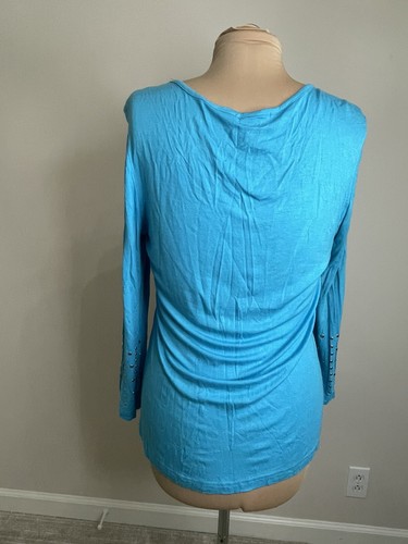 Peck & Peck Womens Turquoise Shirt Knit Top Blue Rhinestone LS Silver Studs - Picture 8 of 8