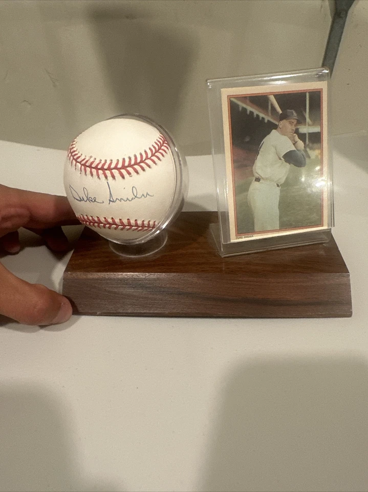 Duke Snider Autographed Signed Official MLB Baseball and card - Image 2 of 4