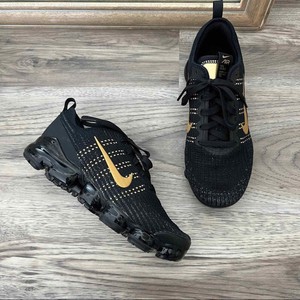 nike air vapormax flyknit 3 black and gold