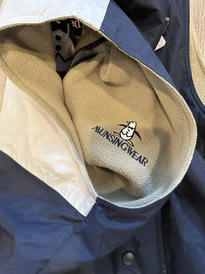 Munsingwear Golf Vest Mens Large Embroidered Full Zip And Button Up Blue EUC - Image 3 of 4