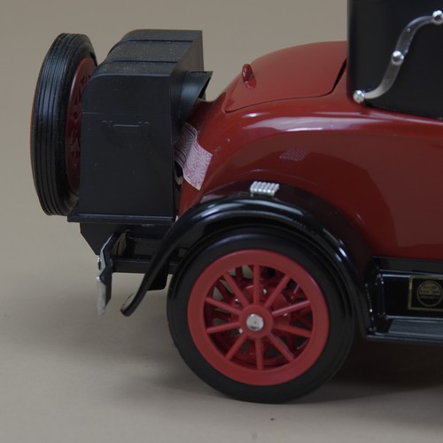Carafe de voiture Jim Beam's Whisky Fire Chief porcelaine véritable artisanale NEUVE ! - Photo 16/19