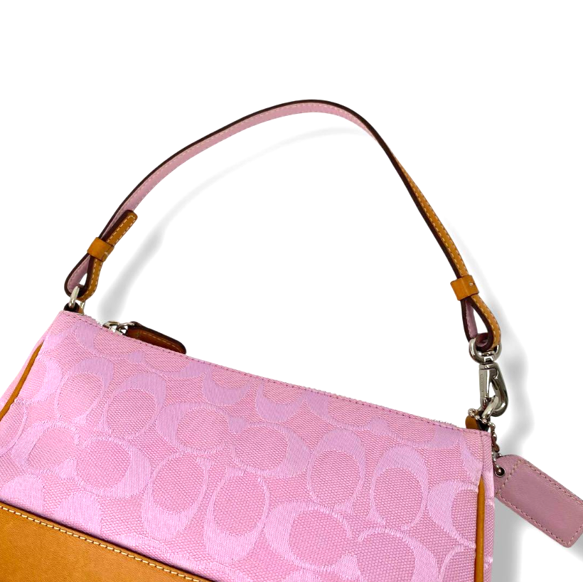 バッグ COACH Mini Shoulder Bag Pink Coach Mini Tote Bag: Refined Style