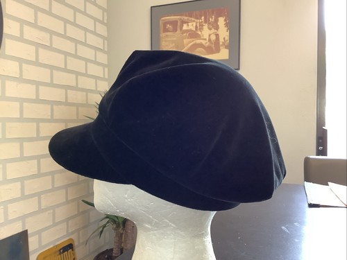 Vtg New York Hat & Cap Co. Women’s M Black Velvet Newsboy Cap Union Made-EUC! - Picture 6 of 10